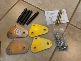 OMEGS2 ARB Emu Greasable Shackle Land Kit Toyota Cruiser