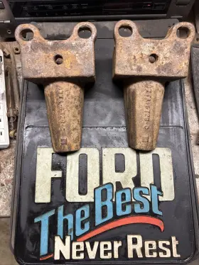 C7TA-5728-C FORD Rear Lift Blocks F100 F250 4X4
