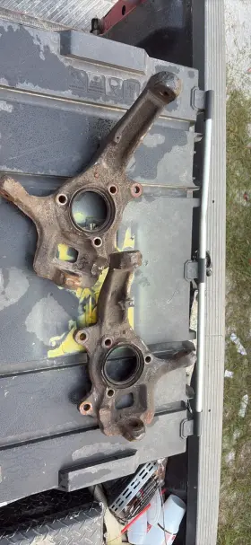 01313 FORD PERFORMANCE Spindles F150 4X4