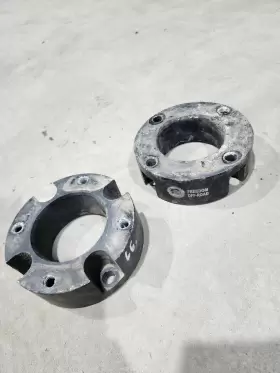 FO-T303F30AL FREEDOM OFF-ROAD Front Leveling Lift Kit 4WD 2WD #2