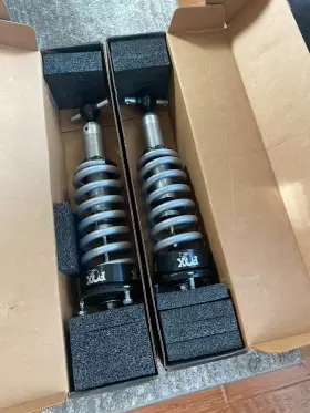 KR13STAGE3FOX KRYPTONITE Leveling Fox Shocks Suvs Kit 1500 Gm #2