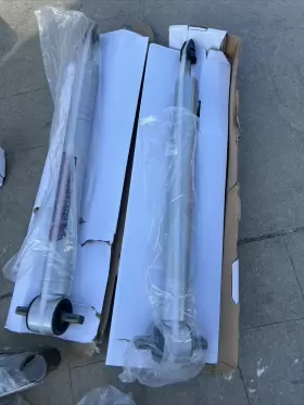 BNQZ6M MCGAUGHYS Suspension Lift Box #2