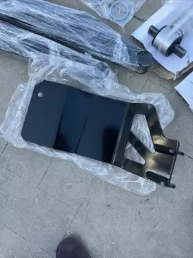 BNQZ6M MCGAUGHYS Suspension Lift Box #3