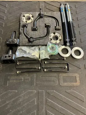 69-2300 READYLIFT Sst Lift Rear Shocks Kit F150 Ford