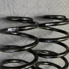 96007-J Iron Wj Rear Coil Spring Road #2