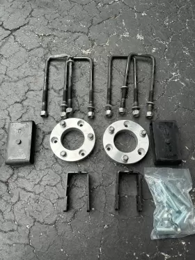 868RED ROUGH COUNTRY Bolt Leveling Lift Xd Kit Nissan Titan