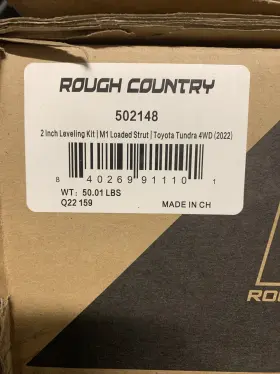 502148 ROUGH COUNTRY SUSPENSION Leveling Strut Kit M1 4WD