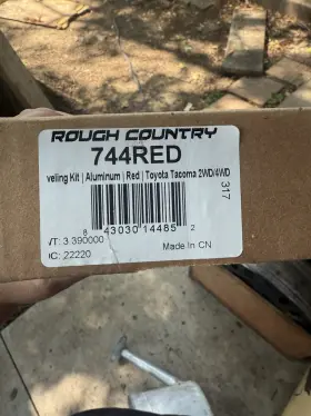 744RED ROUGH COUNTRY SUSPENSION Leveling Kit Toyota Tacoma