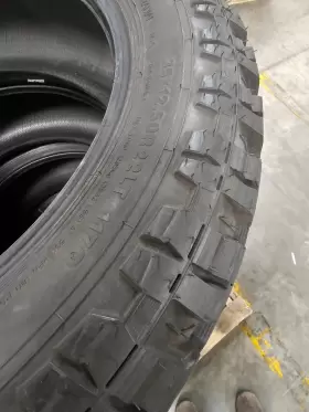 97010121 ROUGH COUNTRY SUSPENSION Overlander Tires Set Round #2