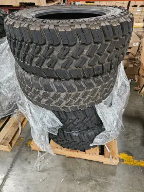98010121 ROUGH COUNTRY SUSPENSION Tires Round Set
