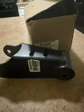 RC0500 ROUGH COUNTRY SUSPENSION Shacles