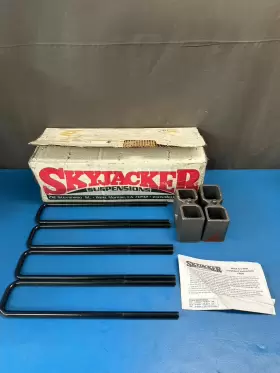 BUK3565 SKYJACKER Lift Rear Block Bolt Kit Dodge BUK3565 SKYJACKER Lift Rear Block Bolt Kit Dodge