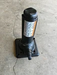 Genuine Toyota Oem Screw Jack For Tundra 2021-2025 Excellent Condition. Fixed Price $99.00.